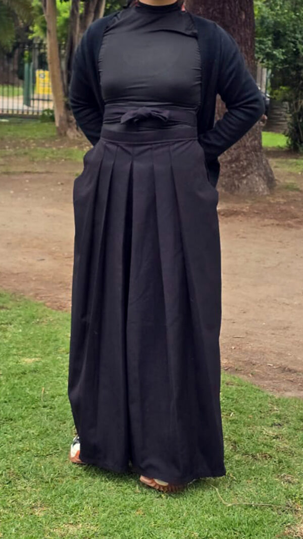 symmetric hakama 6 pleats