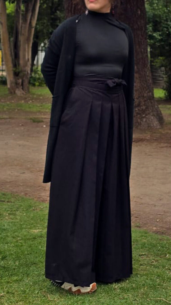 symmetric hakama 6 pleats