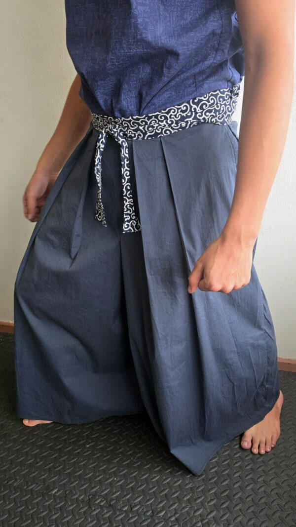 symmetric hakama 6 pleats