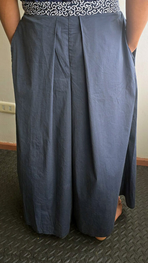 symmetric hakama 6 pleats
